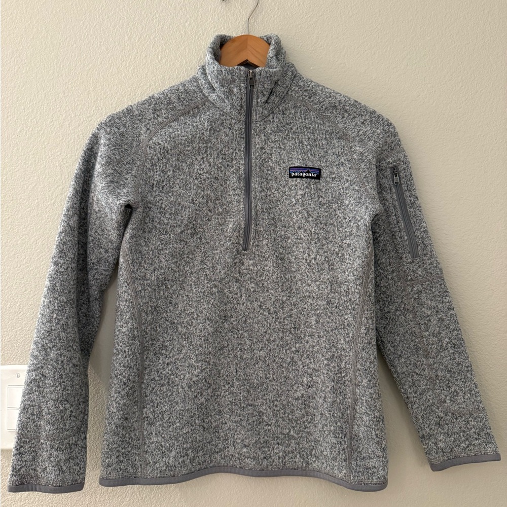 Patagonia Women’s Better 1/4 zip Sweater in XS